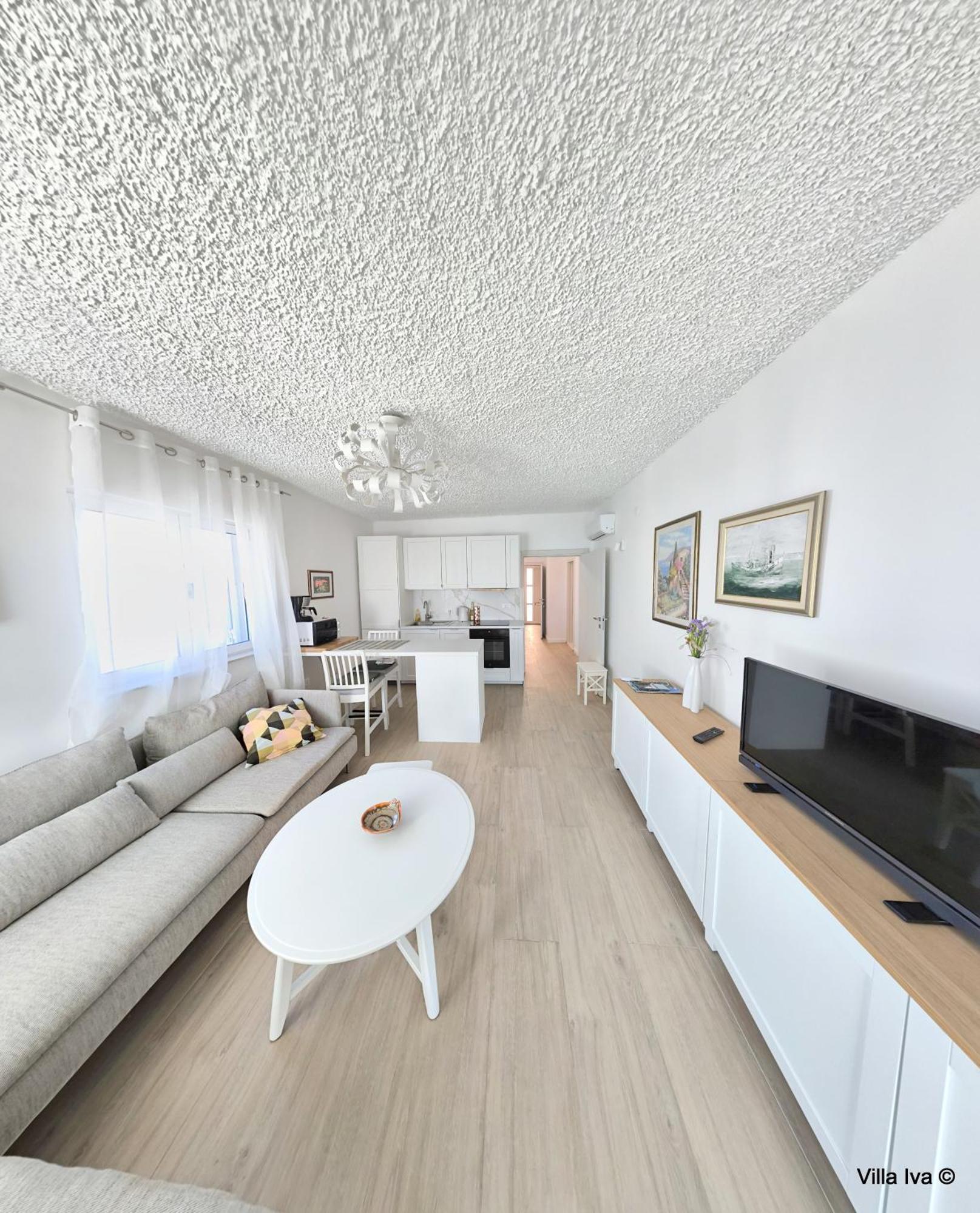 Apartments Iva Omiš Екстериор снимка