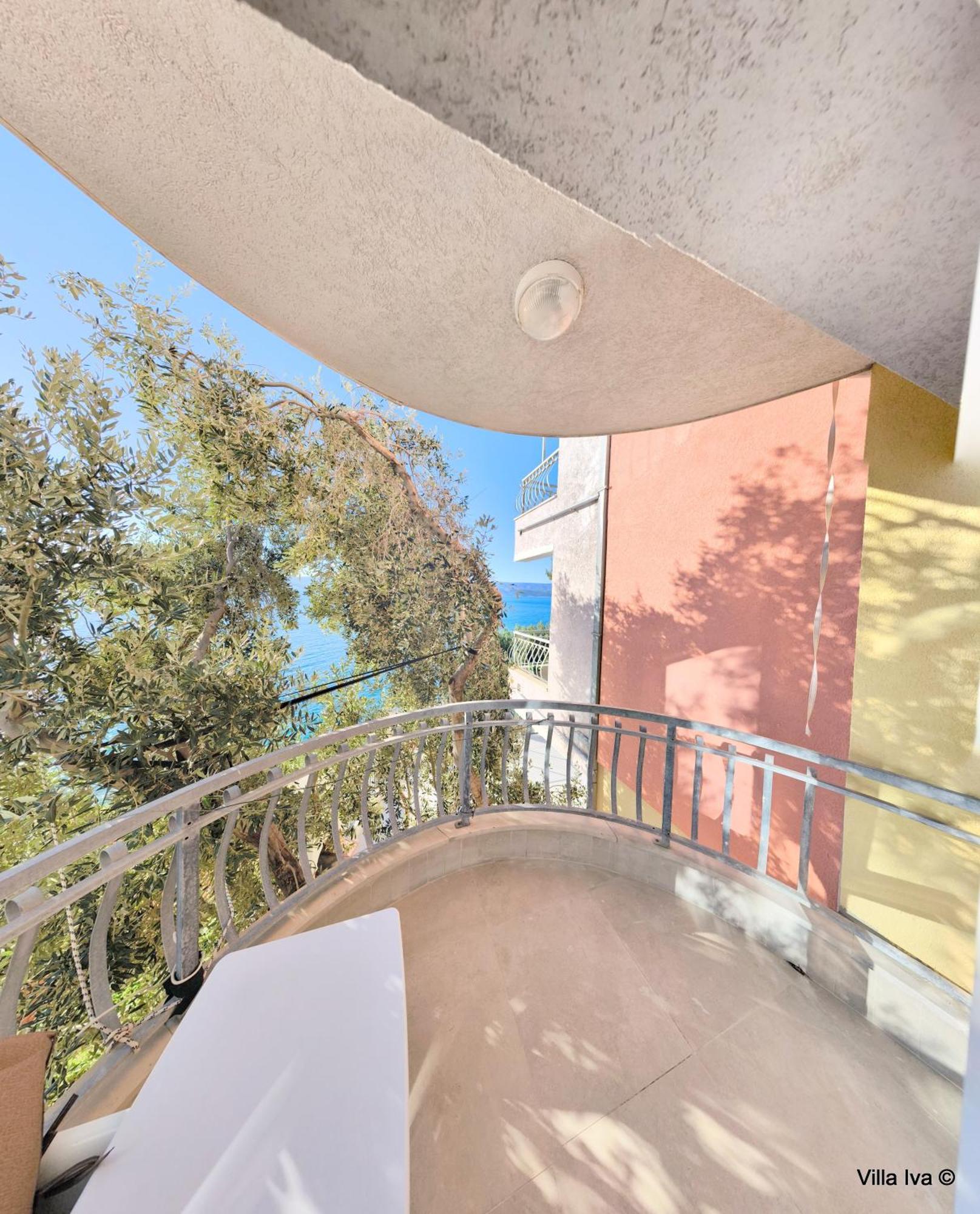 Apartments Iva Omiš Екстериор снимка